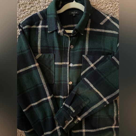 PacSun green and black flannel - Picture 3 of 3